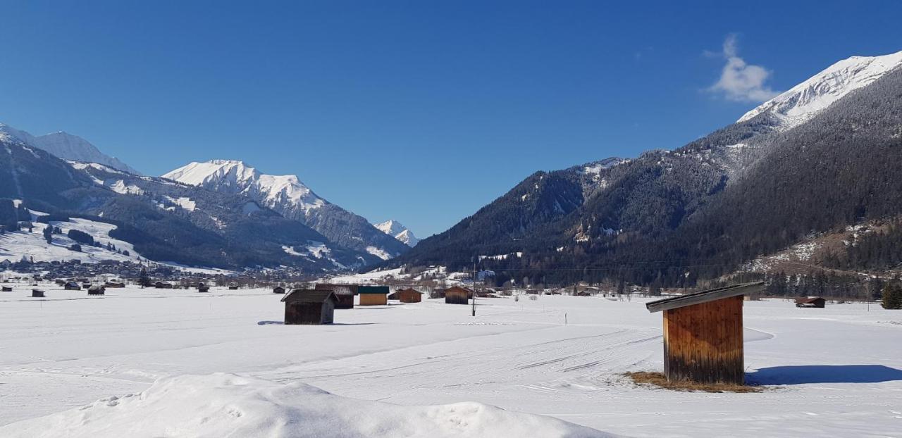Gaestehaus Schoeneweiss Ehrwald Esterno foto